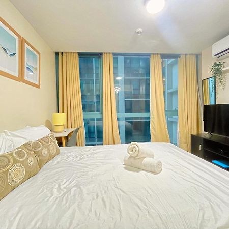 One Uptown Residence Infront Grand Hyatt 1Br, Washer,Fast Wifi Manila Exterior photo