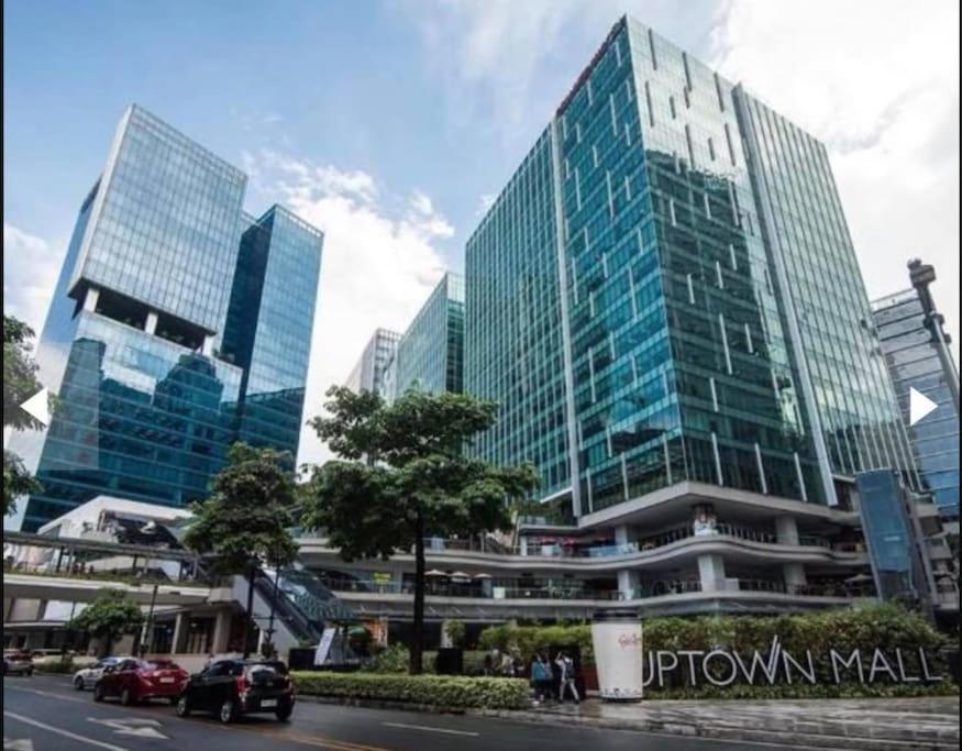 One Uptown Residence Infront Grand Hyatt 1Br, Washer,Fast Wifi Manila Exterior photo